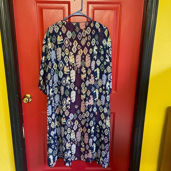 Lula Roe Coverup - Picture 4 of 4